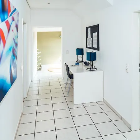 Moderne 3-zimmer Naehe Messe Lägenhet *