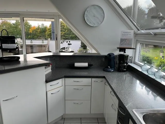 Lägenhet Moderne 3-zimmer Naehe Messe *