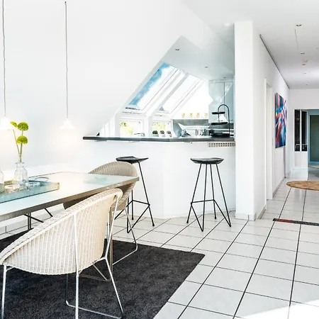 Moderne 3-zimmer Naehe Messe Apartment *