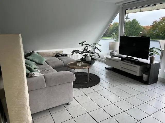 Moderne 3-zimmer Naehe Messe *